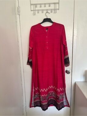 Sapphire Long Sleeve Fuchsia Printed Hem Tunic Dress